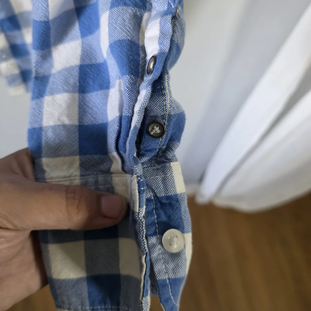 American Eagle Blue & White Plaid Button-Up Shirt β Size 0 β 100% Cotton Womens - Picture 6 of 16